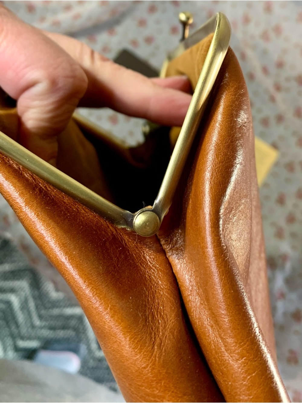 Patricia Nash Tan Leather Clutch - Picture 7 of 8